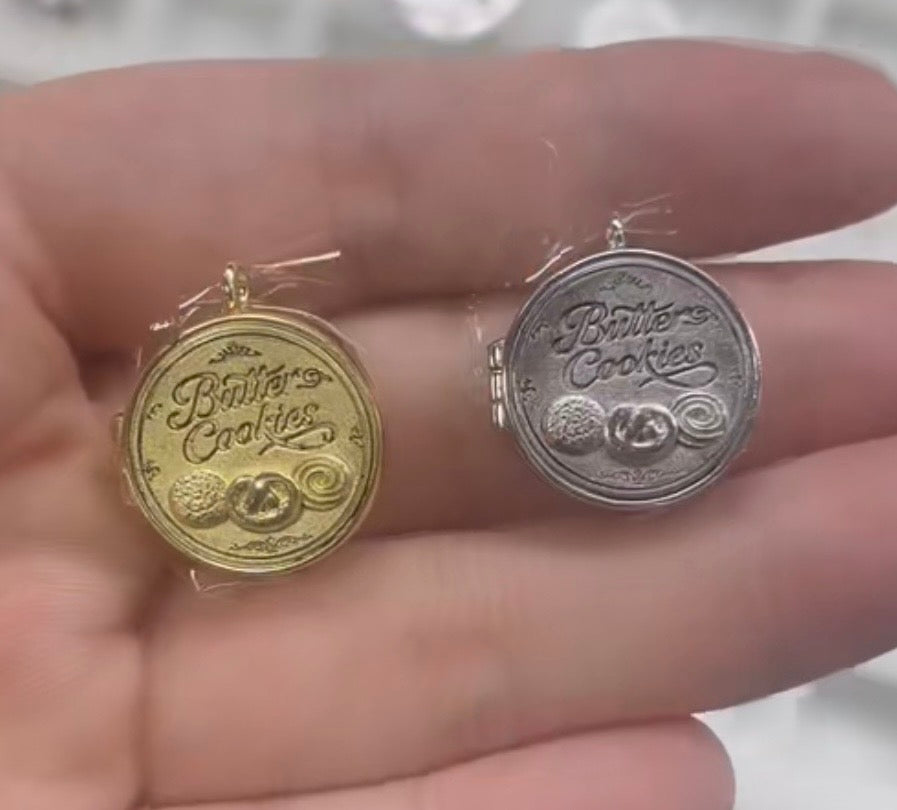 Butter cookie tin charms (silver and gold)